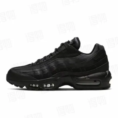 GX Air Max 95 Essential 'Triple Black' 01