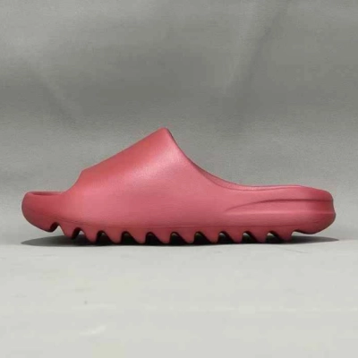 XP Adidas Yeezy Carmine Red 01