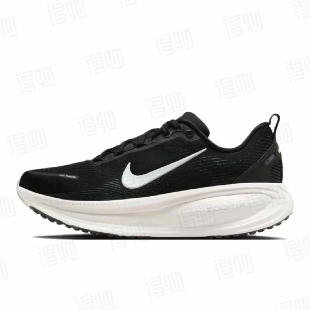 NIKE Vomero 18 'Black'