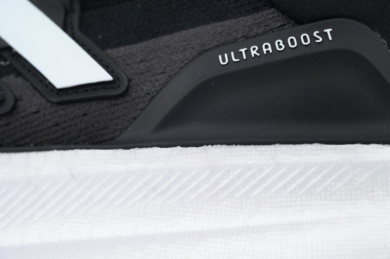 Adidas Ultraboost 5 'Core Black' JH9633