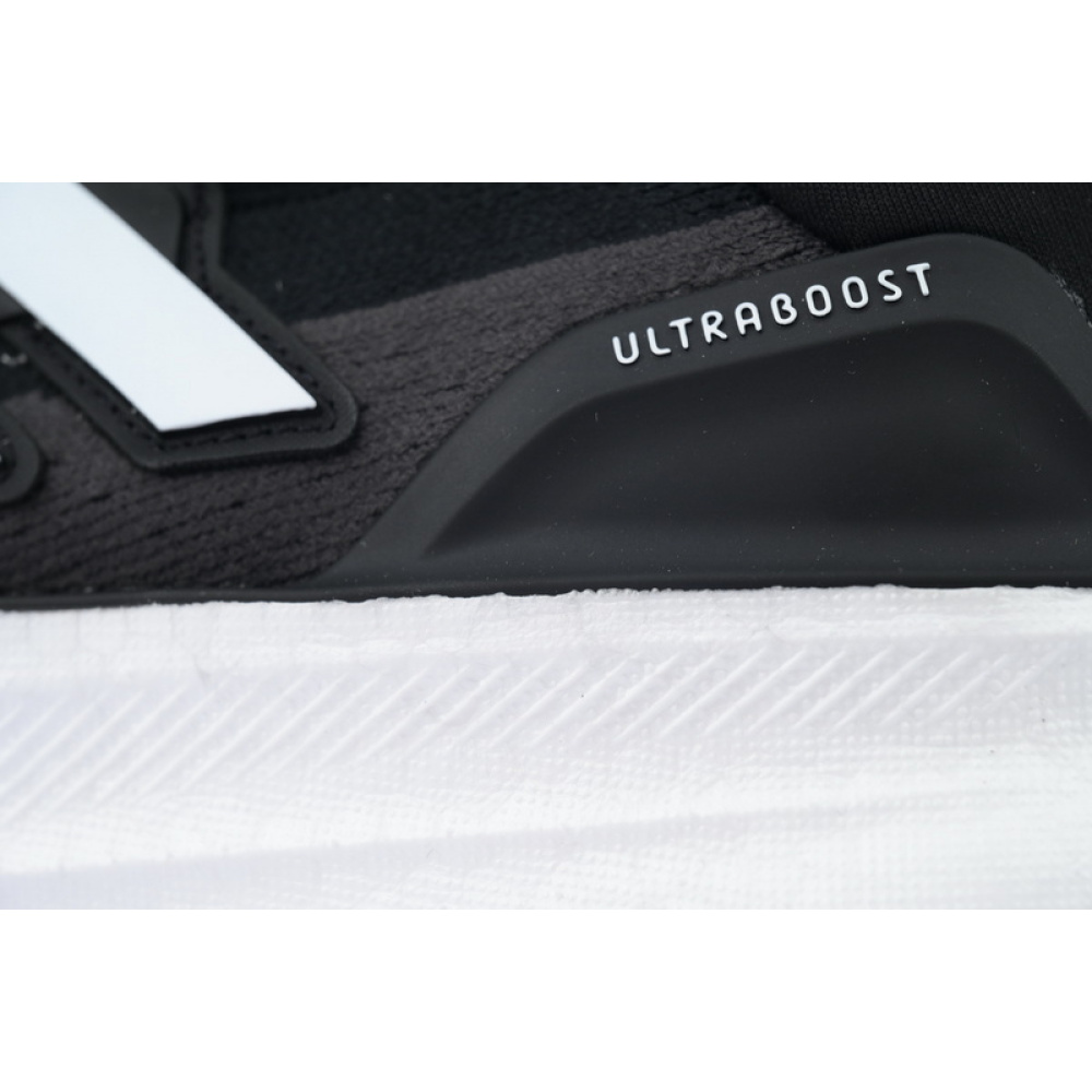 Adidas Ultraboost 5 'Core Black' JH9633