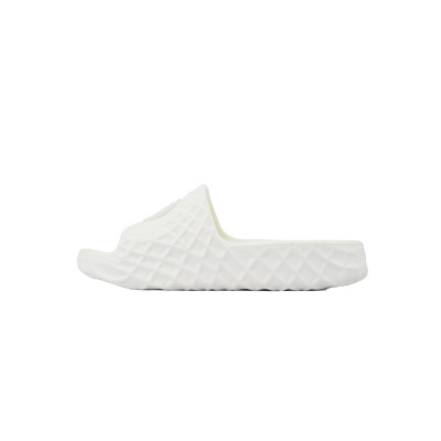 Gucci Slippers White 01