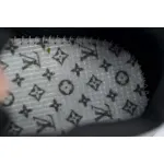Louis Vuitton Run Tatic