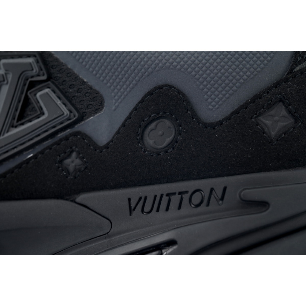 Louis Vuitton Run Tatic Black