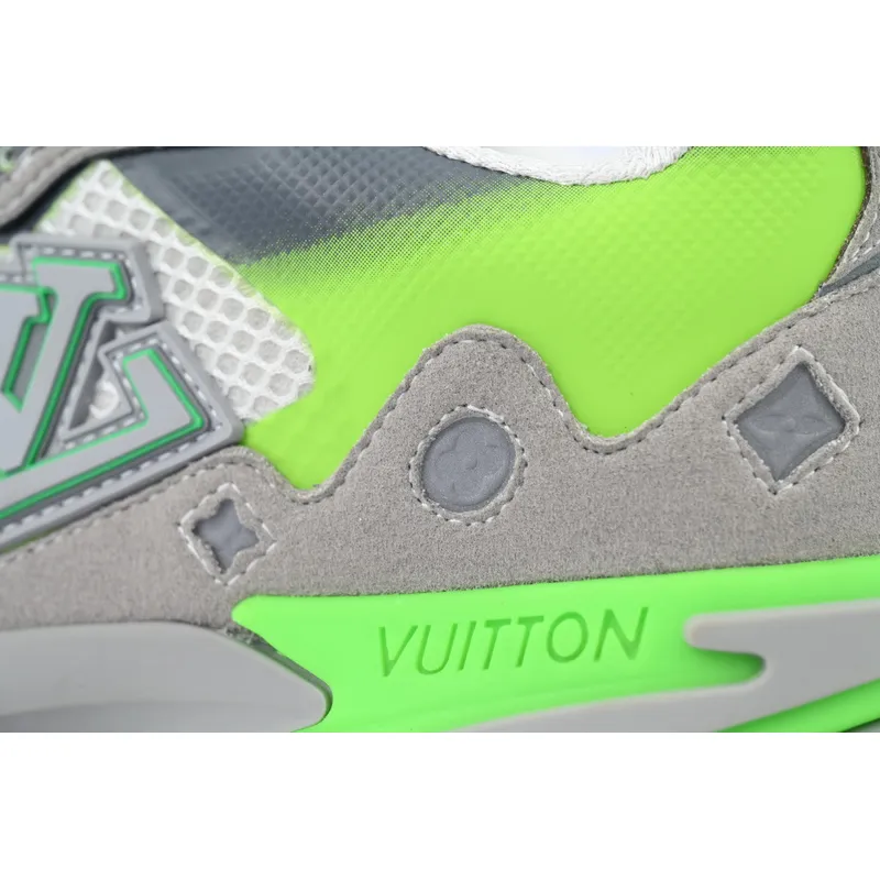 Louis Vuitton Run Tatic Grayish Green