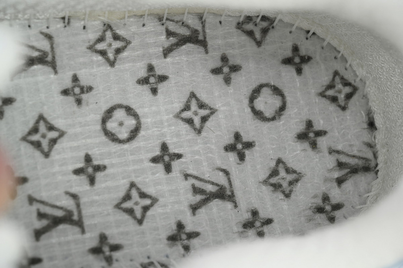 Louis Vuitton Run Tatic White Blue