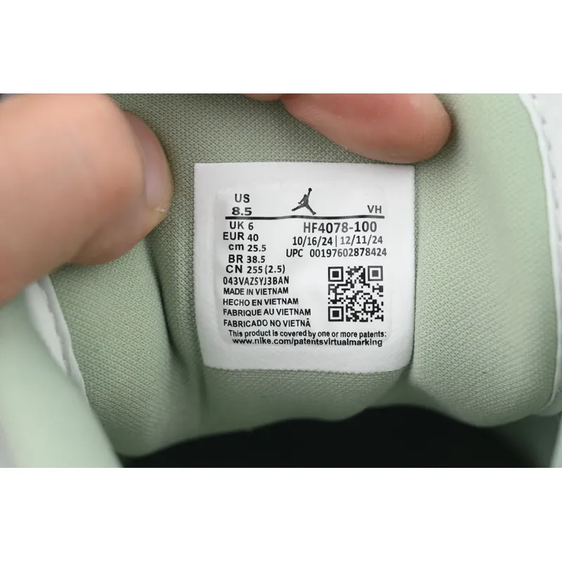XH Air Jordan 1 Low SE 'Seafoam Sail'
