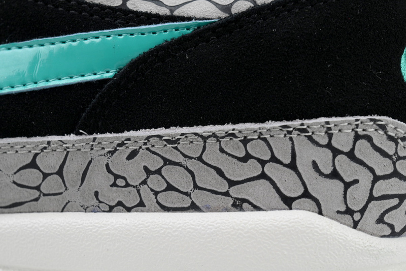 Nike Air Max 87 Atmos x Air Max 1 Retro 'Elephant'