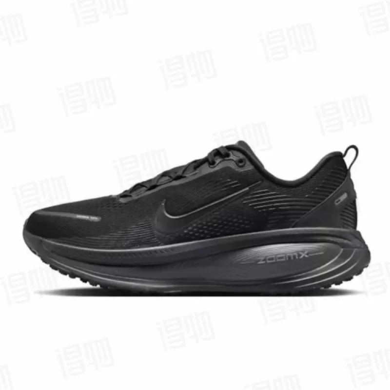 NIKE Vomero 18 'Triple Black'