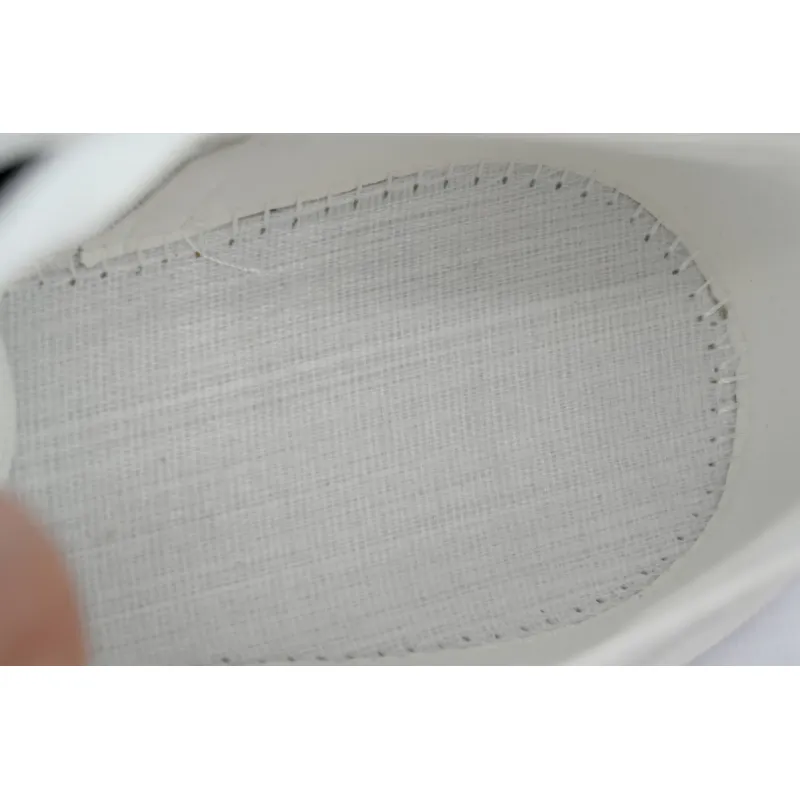 DIOR B25 – White