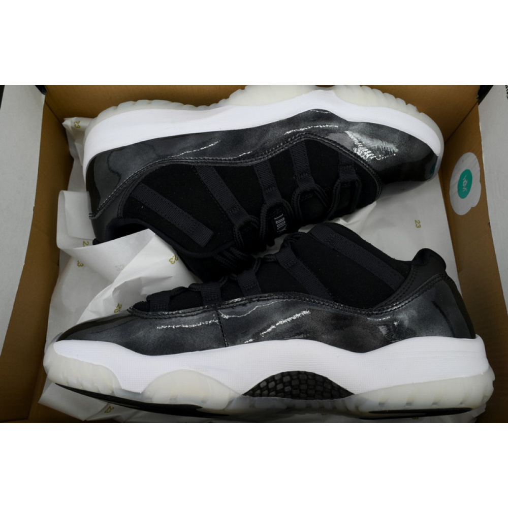 XH Air Jordan 11 Retro Low 'Barons'