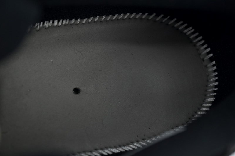 XH Air Jordan 11 Retro Low 'Barons'