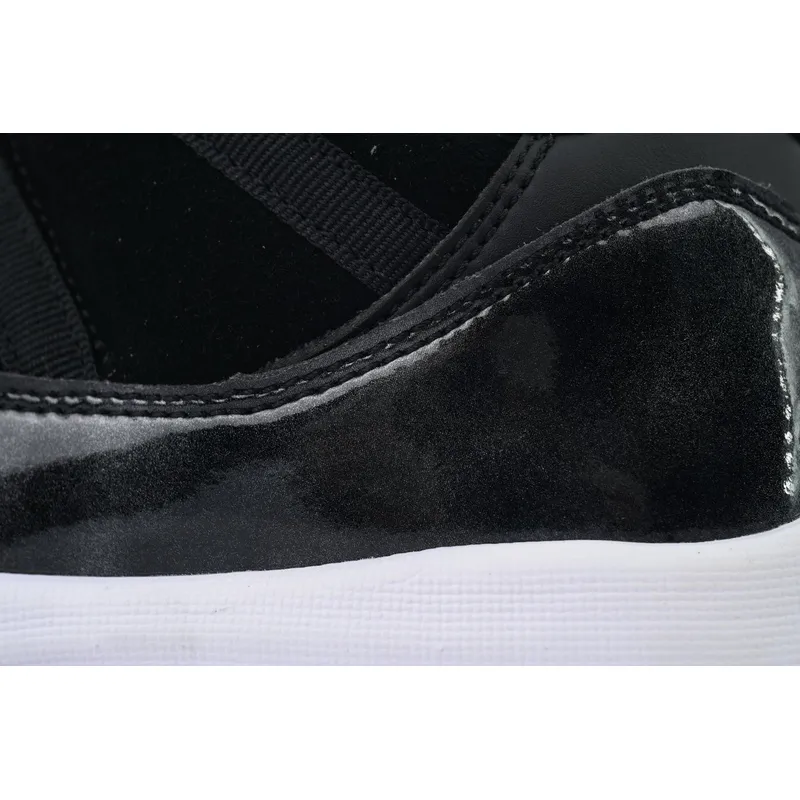 XH Air Jordan 11 Retro Low 'Barons'