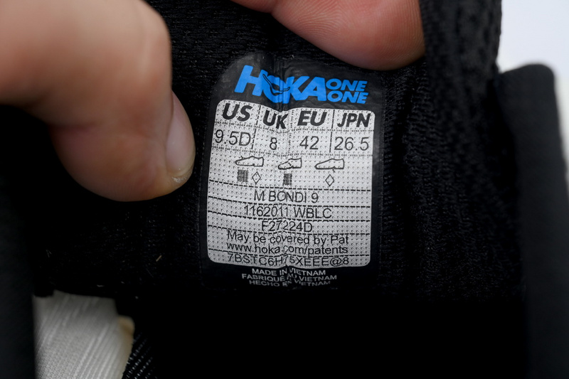 HOKA Bondi 9' Black White Red