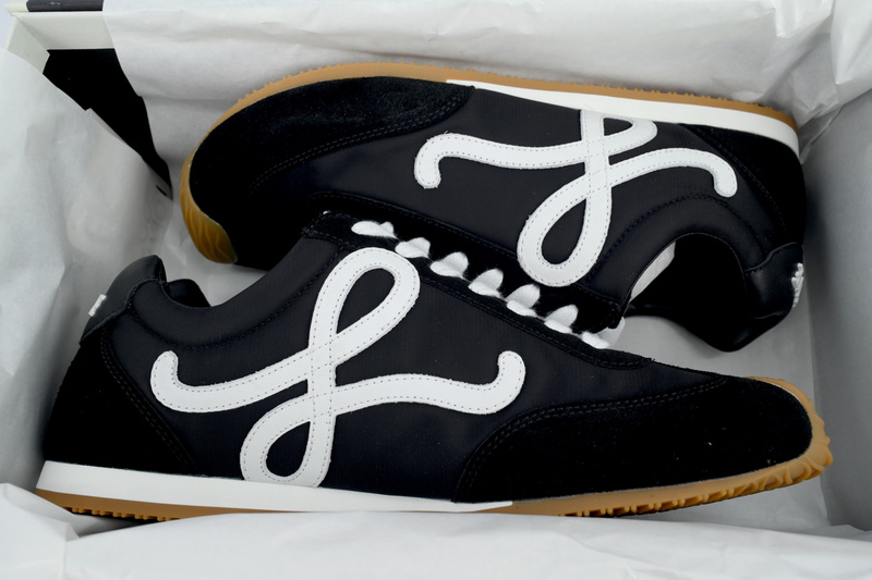 LOEWE Ballet Runner 2.0 Black Bnd White