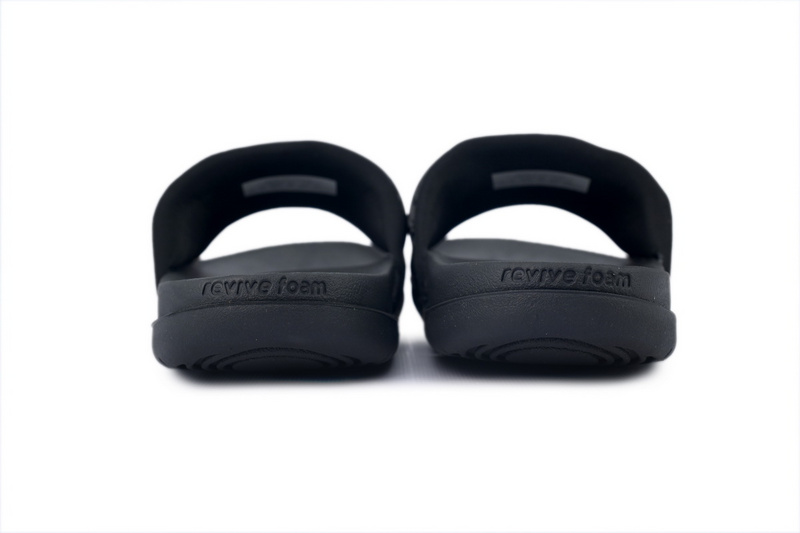 Nike Kobe Bryant x Offcourt Slide 'Black'