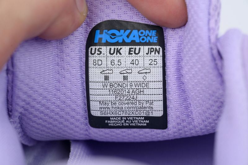 HOKA Bondi 9 'Aster Flower Starlight Glow'