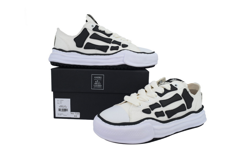 MIHARA YASUHIRO Black And White Bones