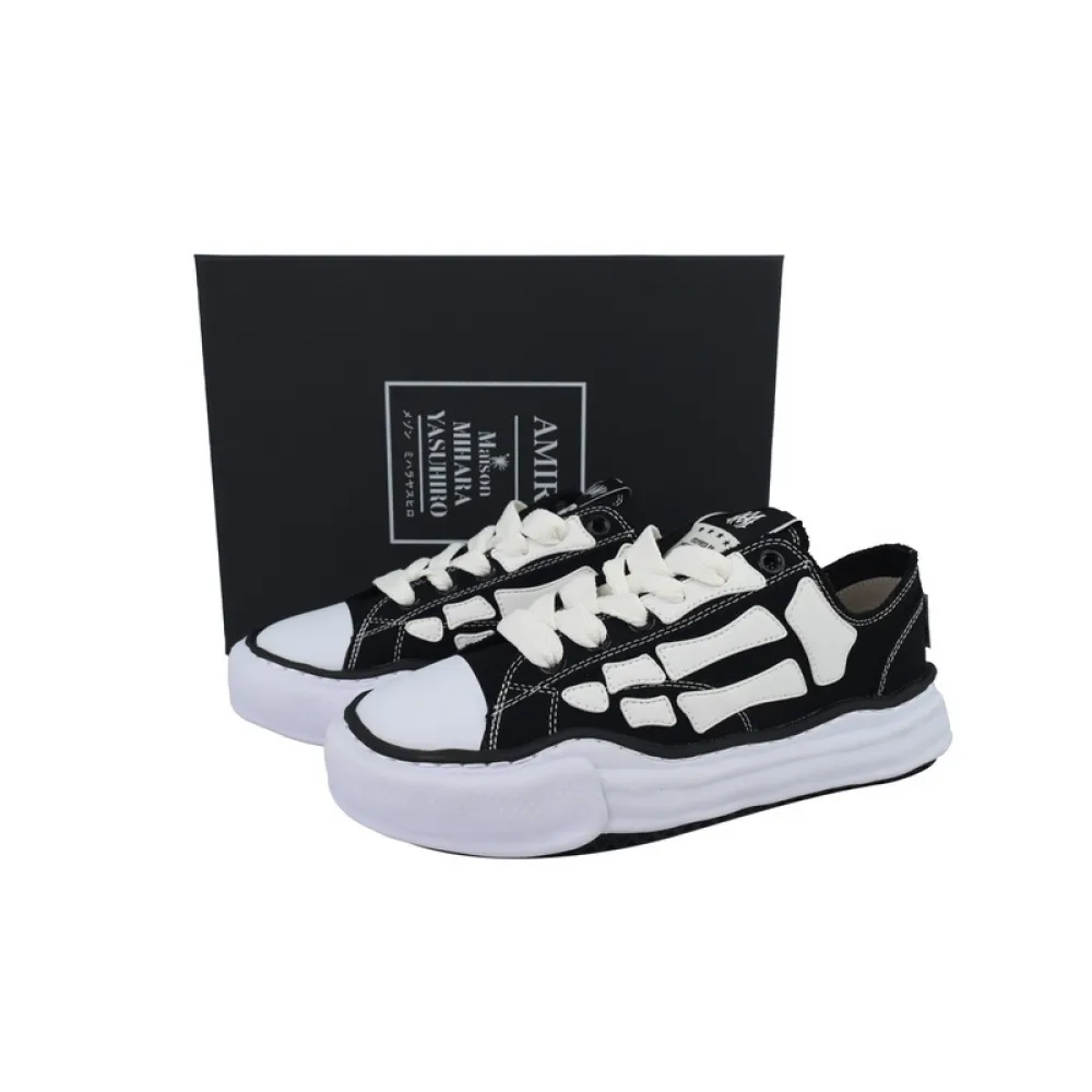 MIHARA YASUHIRO White And Black Bones