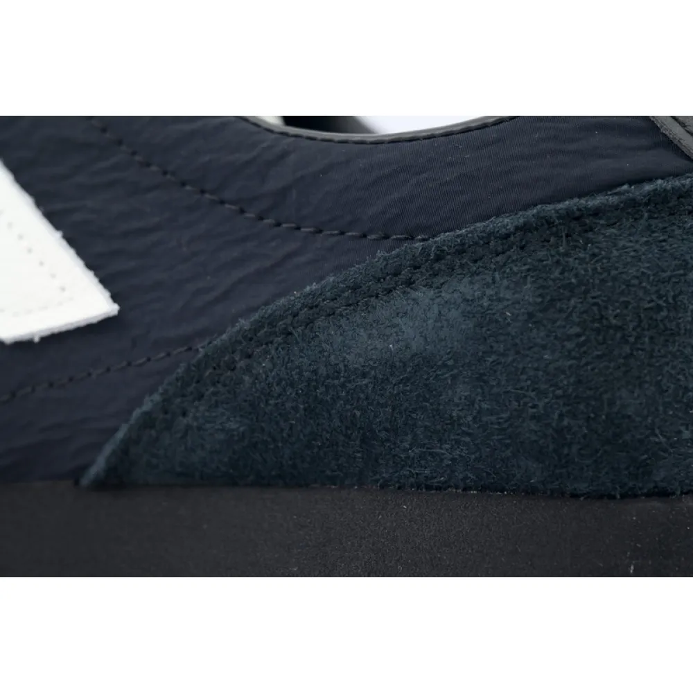 New Balance 471 Black And White
