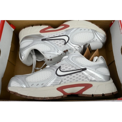 Nike V5 RNR 'Sail Fauna Brown' 02