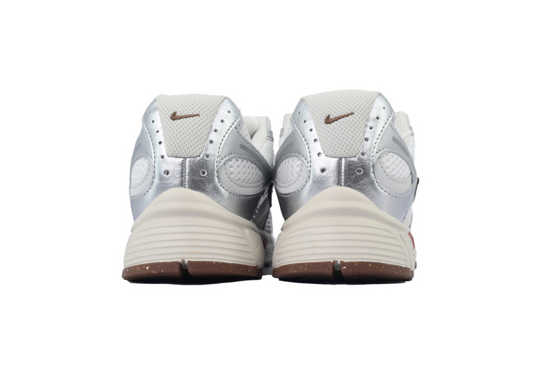 Nike V5 RNR 'Sail Fauna Brown'