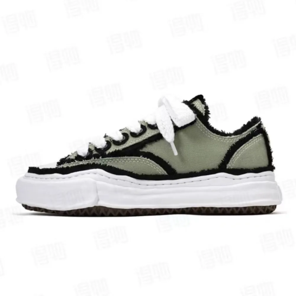 MIHARA YASUHIRO Blackish Green