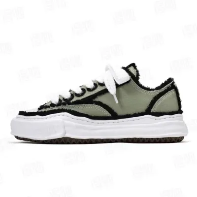 MIHARA YASUHIRO Blackish Green 01