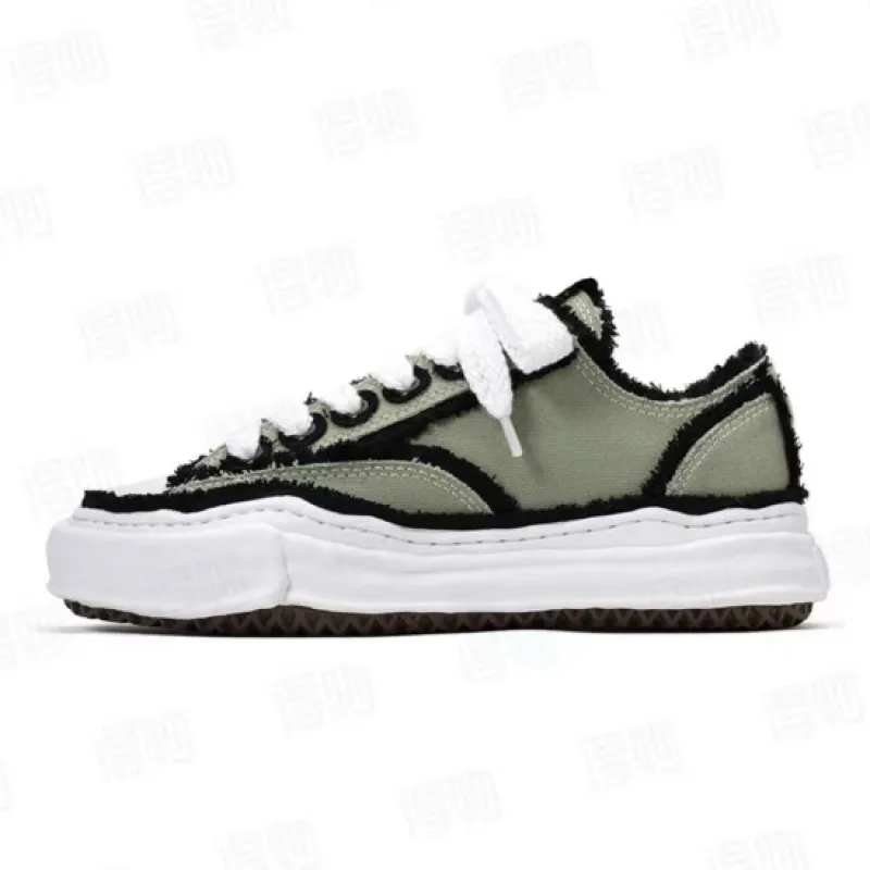 MIHARA YASUHIRO Blackish Green