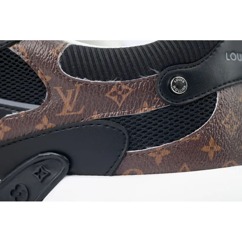 LOUIS VUITTON Olympia Black