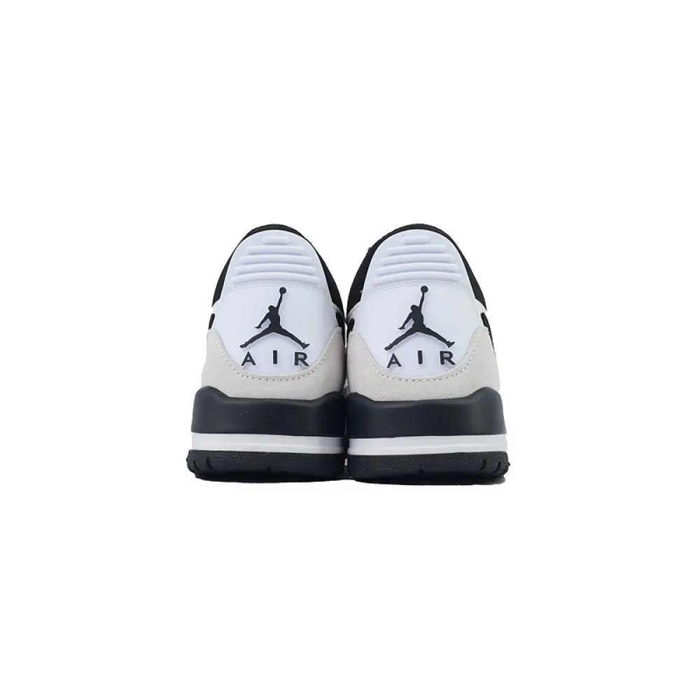 Air Jordan Legacy 312 Low 'Panda'