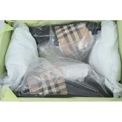 Burberry Khaki 02