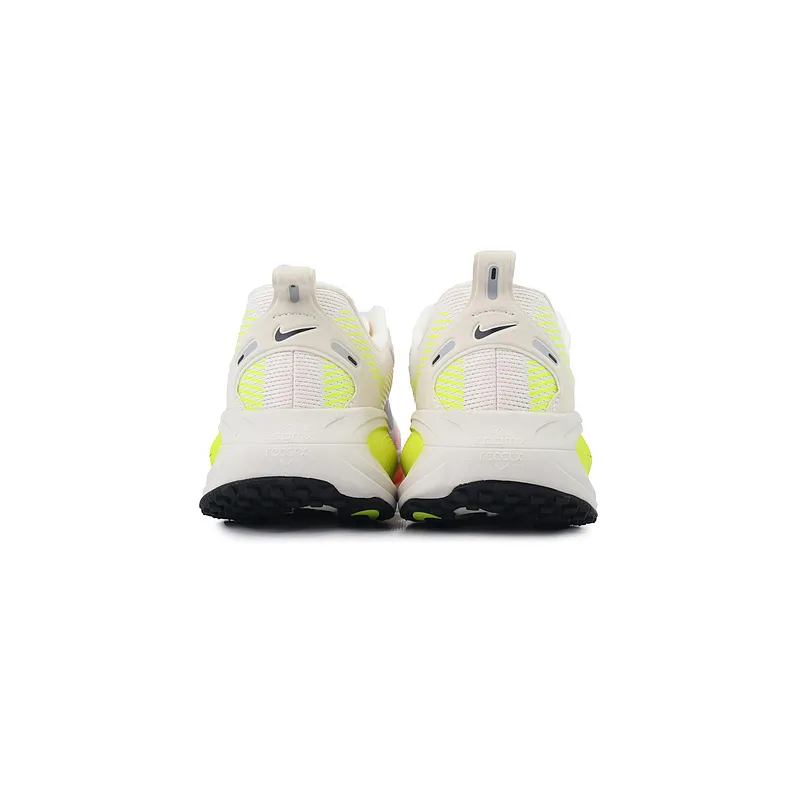 NIKE Wmns Vomero 18 'Phantom Light Wild Mango Volt'