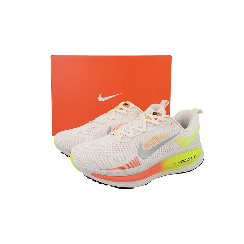 NIKE Wmns Vomero 18 'Phantom Light Wild Mango Volt'