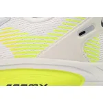NIKE Wmns Vomero 18 'Phantom Light Wild Mango Volt'