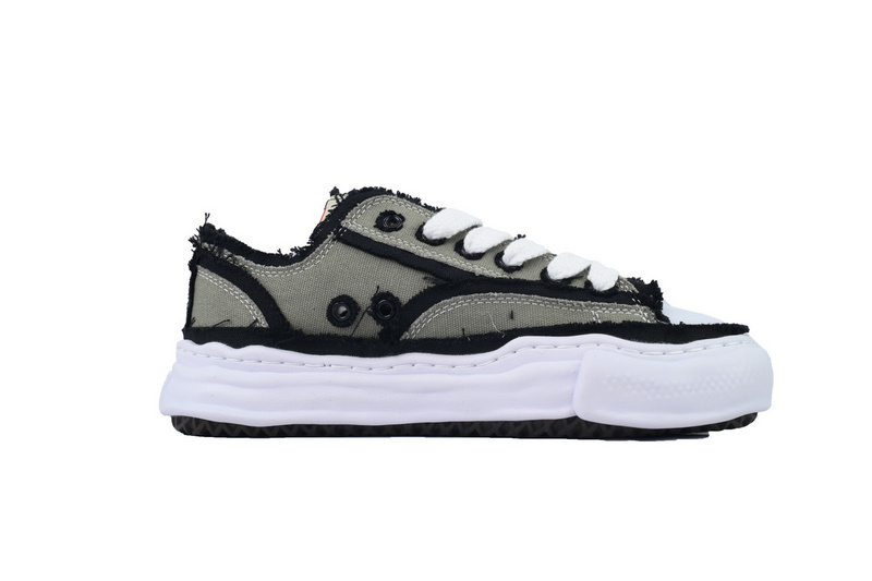 MIHARA YASUHIRO Blackish Green