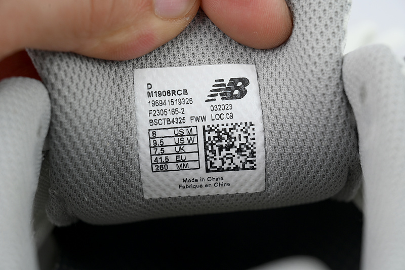 New Balance 1906R 'Silver'