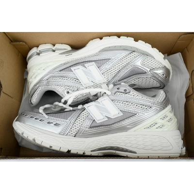New Balance 1906R 'Silver' 02