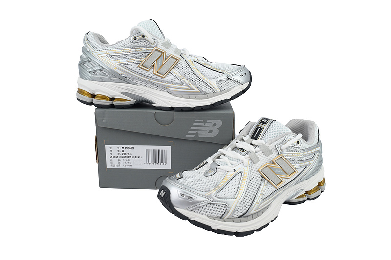 New Balance 1906R 'White Silver Metallic'