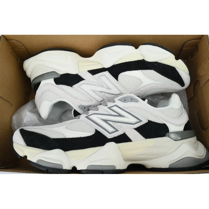 New Balance 9060 'Reflection Black'