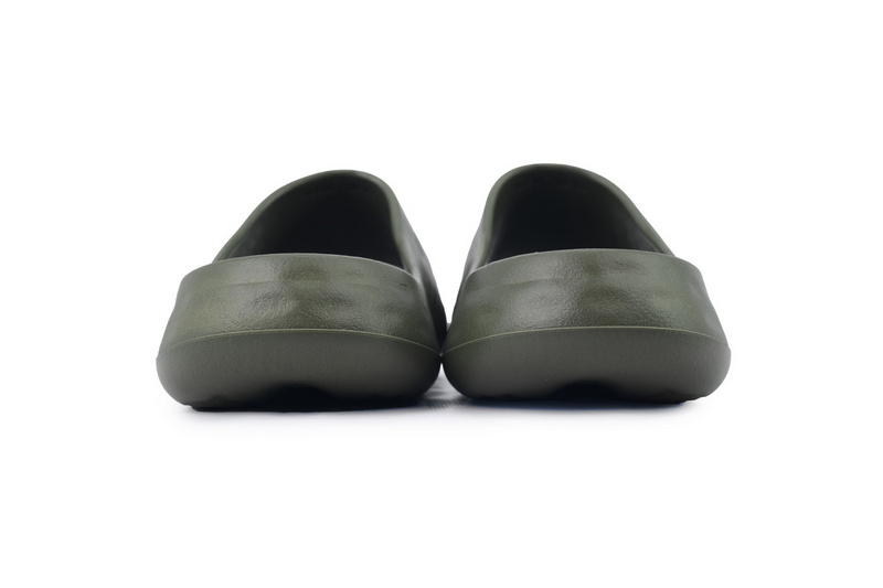 New Balance Fresh Foam MRSHN Army Green