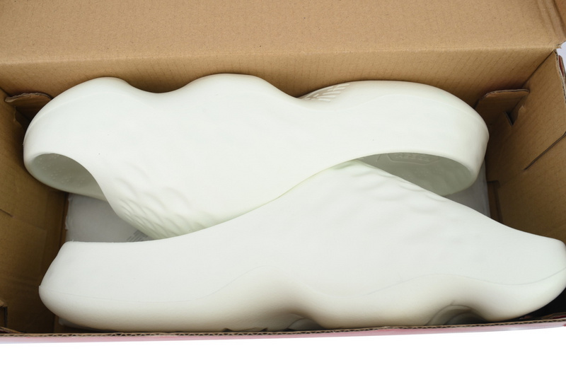 New Balance Fresh Foam MRSHN Slide 'Paper White'