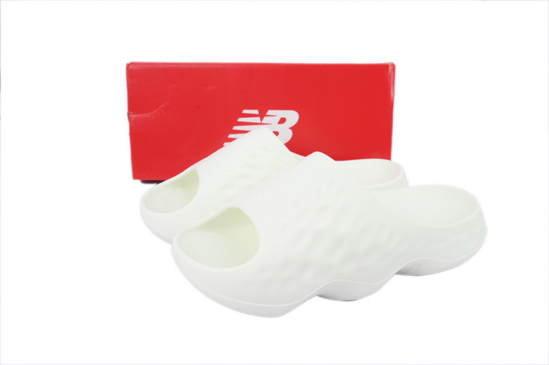New Balance Fresh Foam MRSHN Slide 'Paper White'
