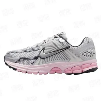 Wmns Air Zoom Vomero 5 'Photon Dust Pink Foam' 01