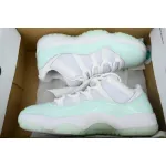 XH Air Jordan 11 Retro Low 'Igloo'