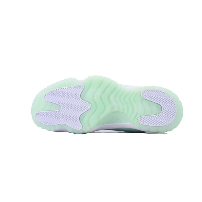 XH Air Jordan 11 Retro Low 'Igloo'