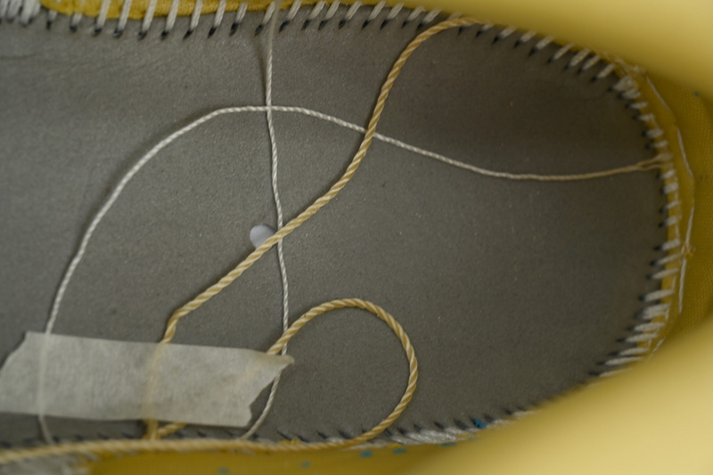 XH Air Jordan 1 Low SE 'Beaded Swoosh'