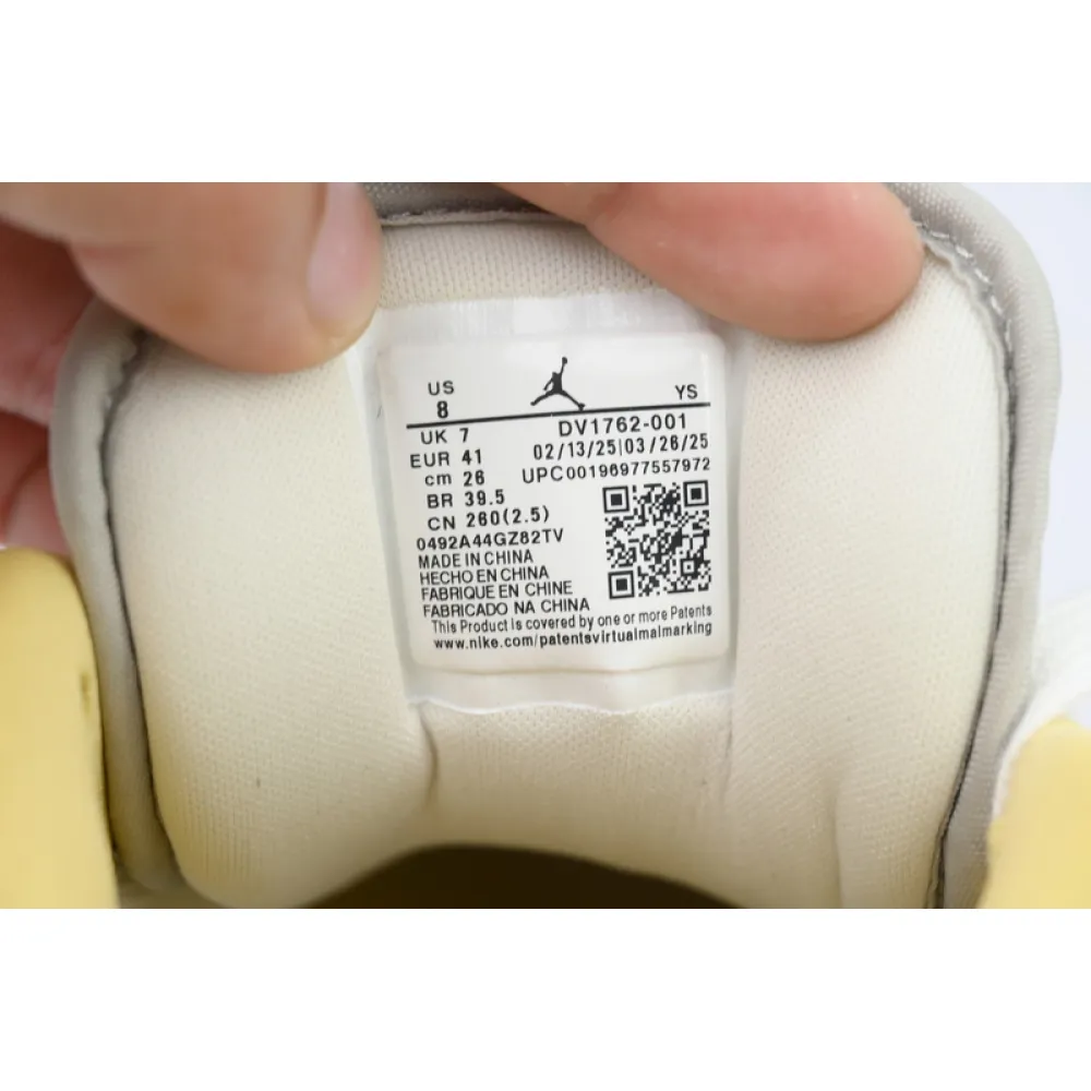 XH Air Jordan 1 Low SE 'Beaded Swoosh'