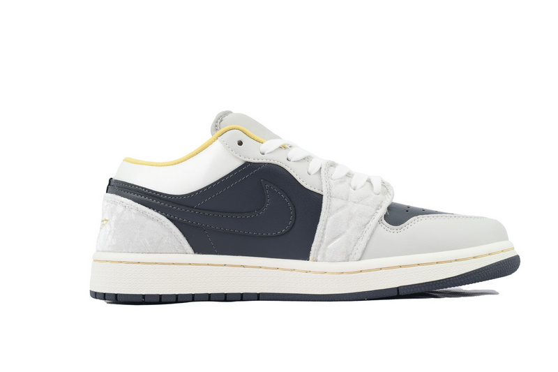 XH Air Jordan 1 Low SE 'Beaded Swoosh'