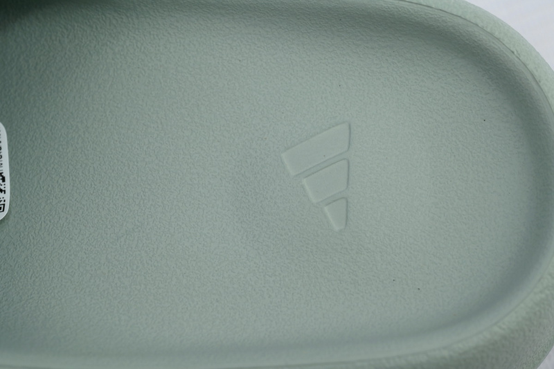 XP Adidas Yeezy Iight Grayish Green